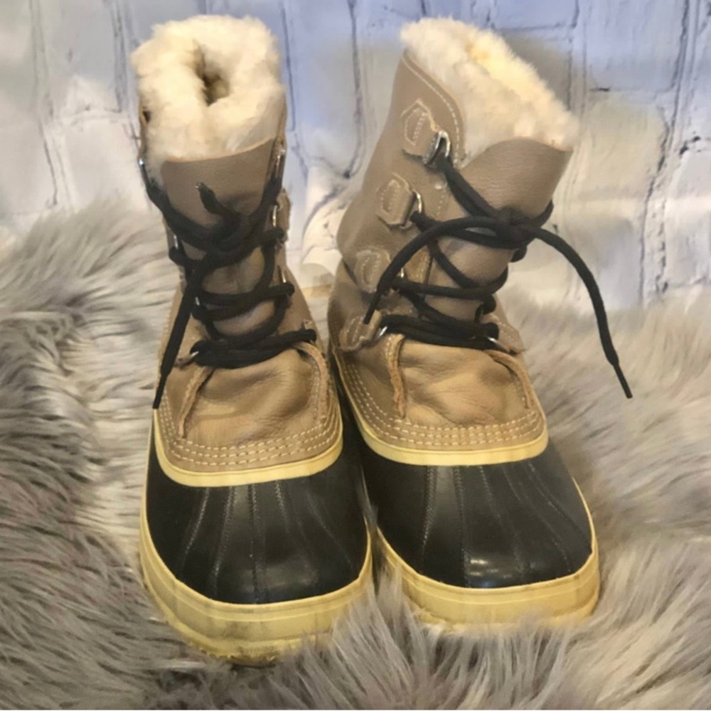SOREL Women's Caribou Winter Boots - Sz. 9